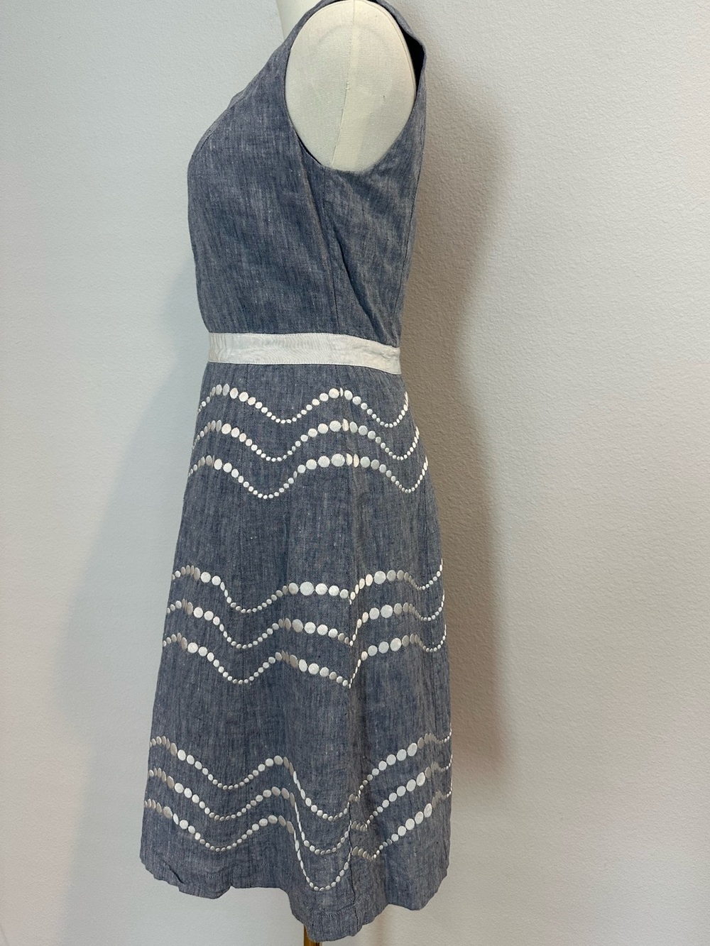 Boden Linen Blue A-Line Denim Dress with White Wave Dot Trim Cotton Lined US 6L - Picture 5 of 10